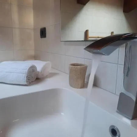 Business Italyving Apartment Origgio