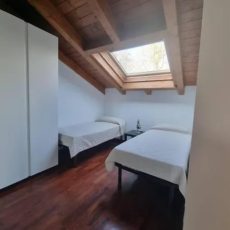 Business Italyving Apartment Origgio