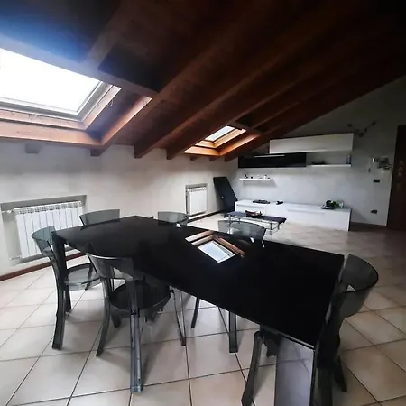 Business Italyving Apartment *